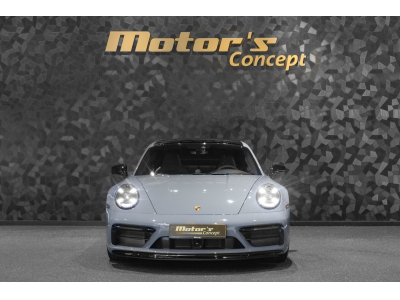 Porsche 992 .1 Carrera 4 GTS - ARTIC GREY