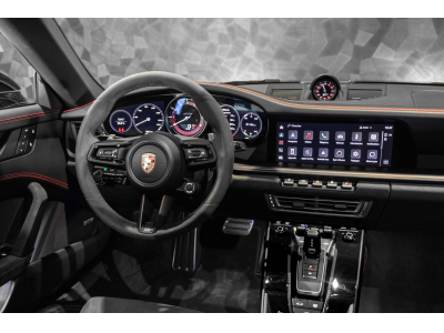 Porsche 992 .1 Carrera 4 GTS - ARTIC GREY
