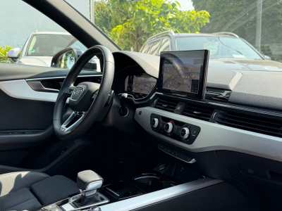 Audi A4 Avant 40 TDI S line 150 KW S-LINE/VIRTUELL
