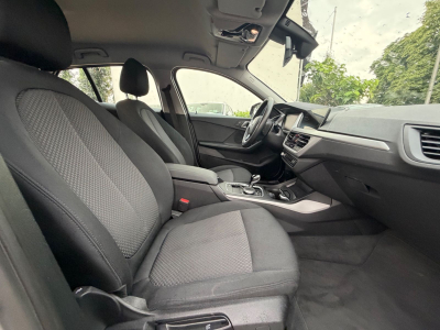 BMW 118 1 Limousine 118 i Advantage