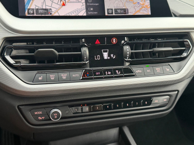 BMW 118 1 Limousine 118 i Advantage