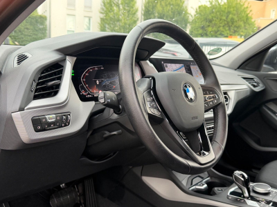 BMW 118 1 Limousine 118 i Advantage
