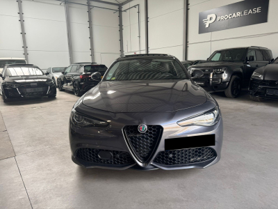 Alfa Romeo Giulia Giulia Veloce Q4 /211 CV /19/PANO/CAMERA/CUIR/VOLL