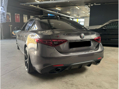 Alfa Romeo Giulia Giulia Veloce Q4 /211 CV /19/PANO/CAMERA/CUIR/VOLL
