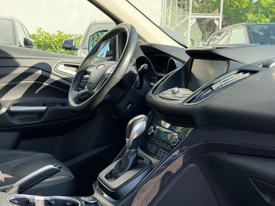 Ford Kuga Individual 4X4/132 KW/1.HAND/KAMERA/
