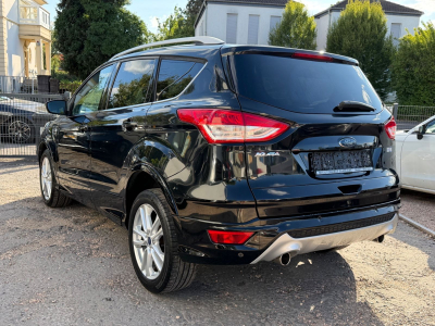 Ford Kuga Individual 4X4/132 KW/1.HAND/KAMERA/