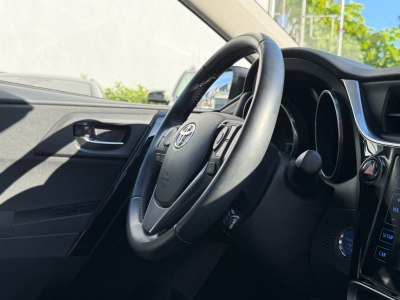 Toyota Auris Hybrid Edition-S/SCHECKHEFT/KAMERA/