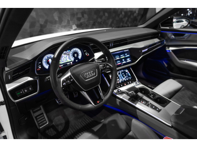 Audi A6 AVANT 55 TFSI E S-LINE QUATTRO