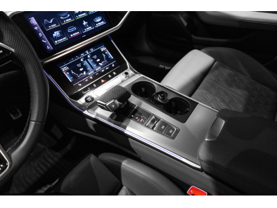 Audi A6 AVANT 55 TFSI E S-LINE QUATTRO
