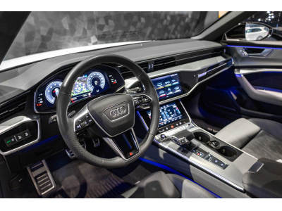 Audi A6 AVANT 55 TFSI E S-LINE QUATTRO