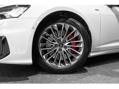 Audi A6 AVANT 55 TFSI E S-LINE QUATTRO