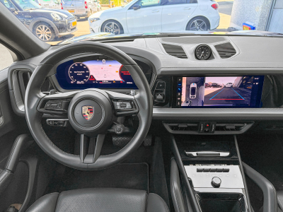 Porsche Cayenne Cayenne Coupe / PANORAMA / ACC / 360° / CHRONO/HUD/VOLL