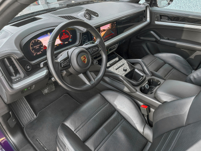 Porsche Cayenne Cayenne Coupe / PANORAMA / ACC / 360° / CHRONO/HUD/VOLL