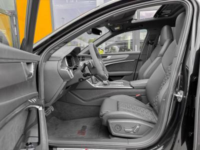 Audi RS6 RS6 PERFORMANCE 4.0 TFSI quattro/ 22/ 360°/HUD/PANO/MATRIX/VOLL