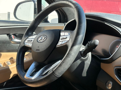 Hyundai Santa Fe Prime Hybrid 4WD