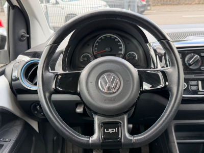 Volkswagen e-up! up! cup up!