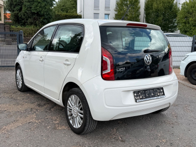 Volkswagen e-up! up! cup up!