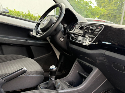 Volkswagen e-up! up! cup up!
