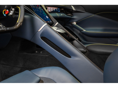 Ferrari Roma Spider - CELESTE TREVI SPECIAL COLOURS