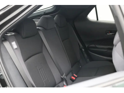 Toyota C-HR 2.0  VVT-I 223 PHEV Team