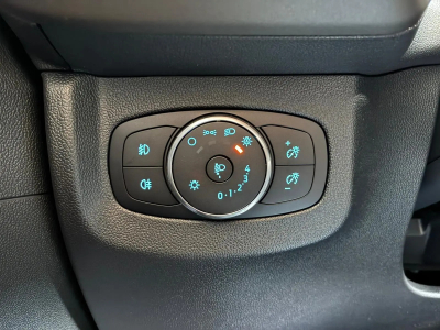 Ford Tourneo Courier 1.0i Ecoboost 126 Titanium