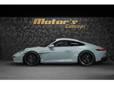 Porsche 992 911 S/T - 1261 OF 1963 / PTS SHADE GREEN METALLIC