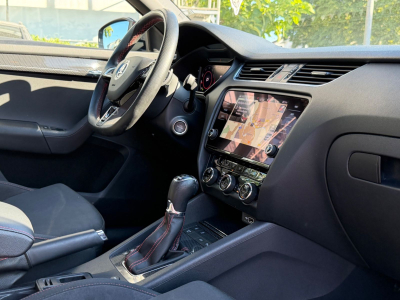 Skoda Octavia Combi RS 245