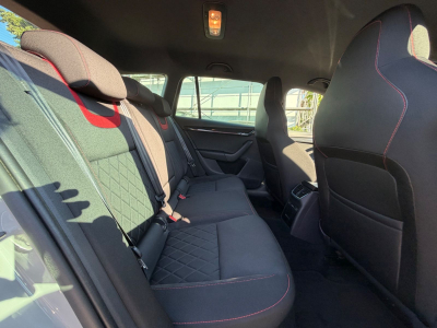 Skoda Octavia Combi RS 245