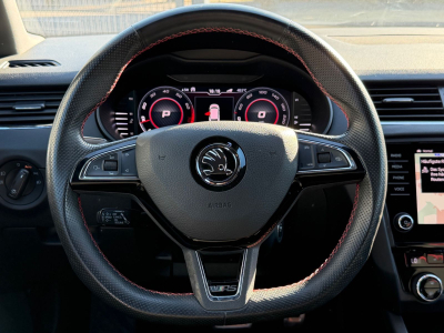 Skoda Octavia Combi RS 245