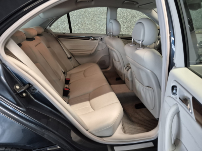 Mercedes-Benz C 240 V6 AUTO CUIR 1 HAND new Model