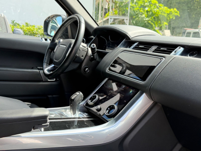 Land-Rover Range Rover Sport HSE P300/HEADUP/7XSITZER/