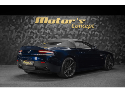 Aston Martin V12 Vantage S ROADSTER - Ultramarine Black
