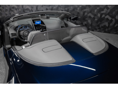 Aston Martin V12 Vantage S ROADSTER - Ultramarine Black