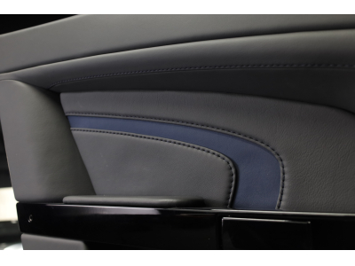 Aston Martin V12 Vantage S ROADSTER - Ultramarine Black