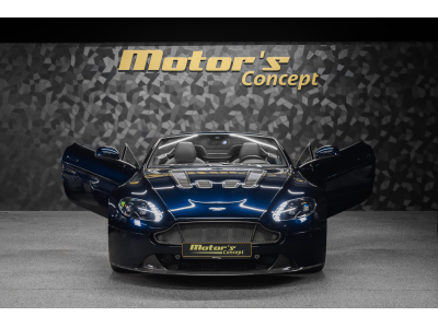Aston Martin V12 Vantage S ROADSTER - Ultramarine Black