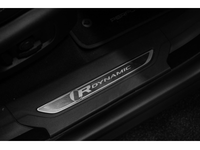 Land-Rover Range Rover VELAR D300 MHEV R-DYNAMIC