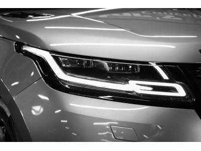 Land-Rover Range Rover VELAR D300 MHEV R-DYNAMIC