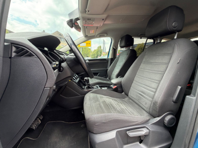 Volkswagen Touran Highline BMT/Start-Stopp/1.Hand/7xSitzer