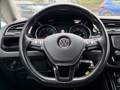 Volkswagen Touran Highline BMT/Start-Stopp/1.Hand/7xSitzer