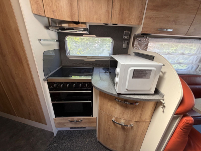 Frankia  I 8400 BD-H Platin Plus