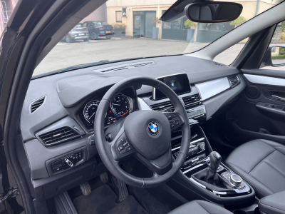 BMW 216 Active Tourer 216d Business - LED - Navigation -Cuir - PDC