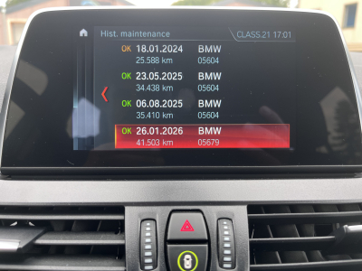 BMW 216 Active Tourer 216d Business - LED - Navigation -Cuir - PDC