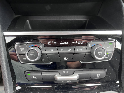BMW 216 Active Tourer 216d Business - LED - Navigation -Cuir - PDC