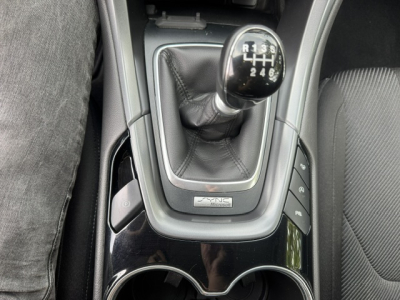 Ford Mondeo FORD MONDEO TITANIUM KAMERA MFL SHZ NAVI KEYLESS GO