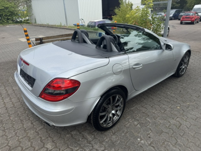Mercedes-Benz SLK 200 MERCEDES BENZ SLK 200 KEMPRESSOR EDITION 10  LEDER