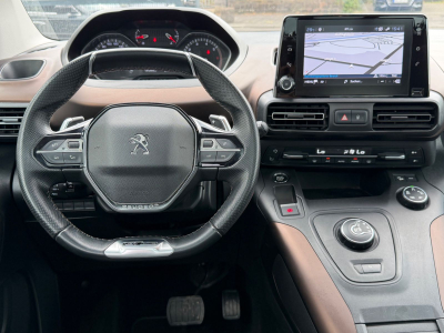 Peugeot Rifter BlueHDi 130 GT L1 5-Sitzer7AUTOMATIK/PANO