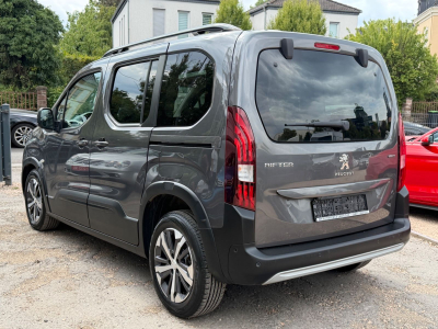 Peugeot Rifter BlueHDi 130 GT L1 5-Sitzer7AUTOMATIK/PANO