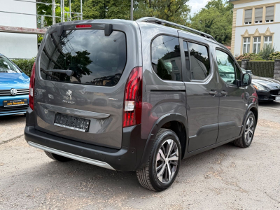 Peugeot Rifter BlueHDi 130 GT L1 5-Sitzer7AUTOMATIK/PANO