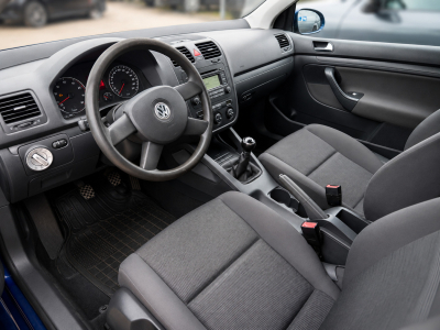 Volkswagen Golf POUR EXPORT (moteur problème)