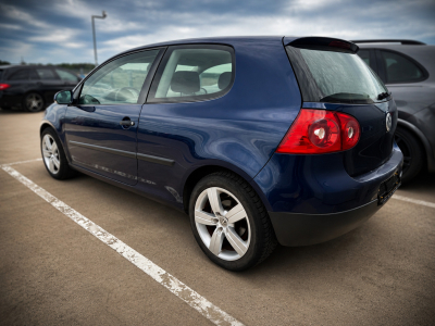 Volkswagen Golf POUR EXPORT (moteur problème)